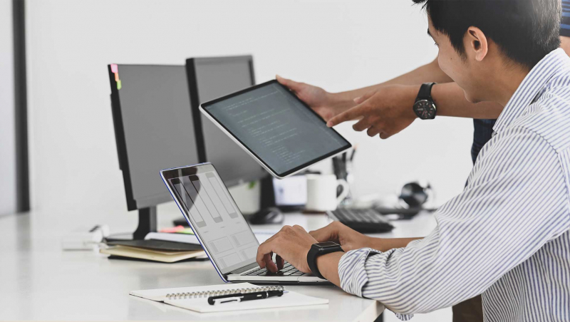 Elektronische Anbindungen: Digitalisierung der produzierenden Industrie In der schnelllebigen und komplexen Welt der produzierenden Industrie sind effiziente, reibungslose und transparente Geschäftsprozesse unerlässlich. Elektronische Anbindungen (EDI) sind der Schlüssel, um diese Anforderungen zu erfüllen und Ihr Unternehmen auf die nächste Stufe der Digitalisierung zu heben.