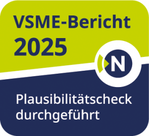 Kennzeichnung für geprüfte Nachhaltigkeitsberichterstattung der RÖCO GmbH nach VSME-Standard und DNK-Plausibilitätscheck. Dieses Signet steht für Transparenz, Konsistenz und Nachvollziehbarkeit der Nachhaltigkeitsinformationen.